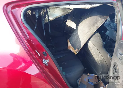 2013 Hyundai Veloster Turbo W/Black z USA, uszkodzony, nr VIN KMHTC6AE6DU135124